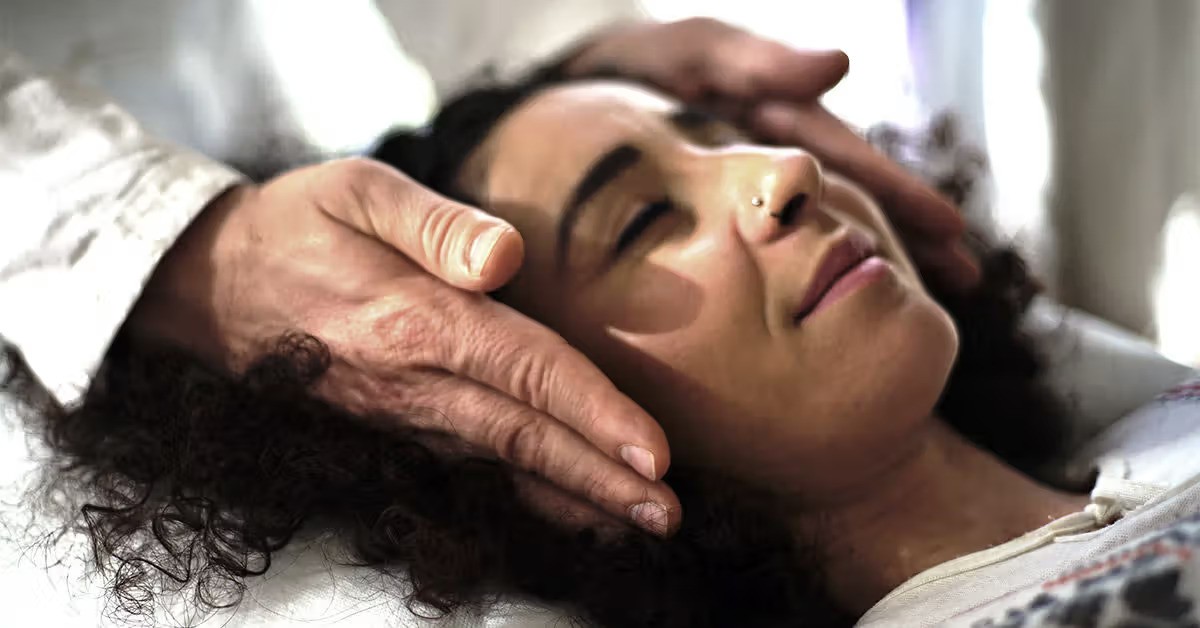 7 Reiki For Attracting Love Techniques You Can Try Today