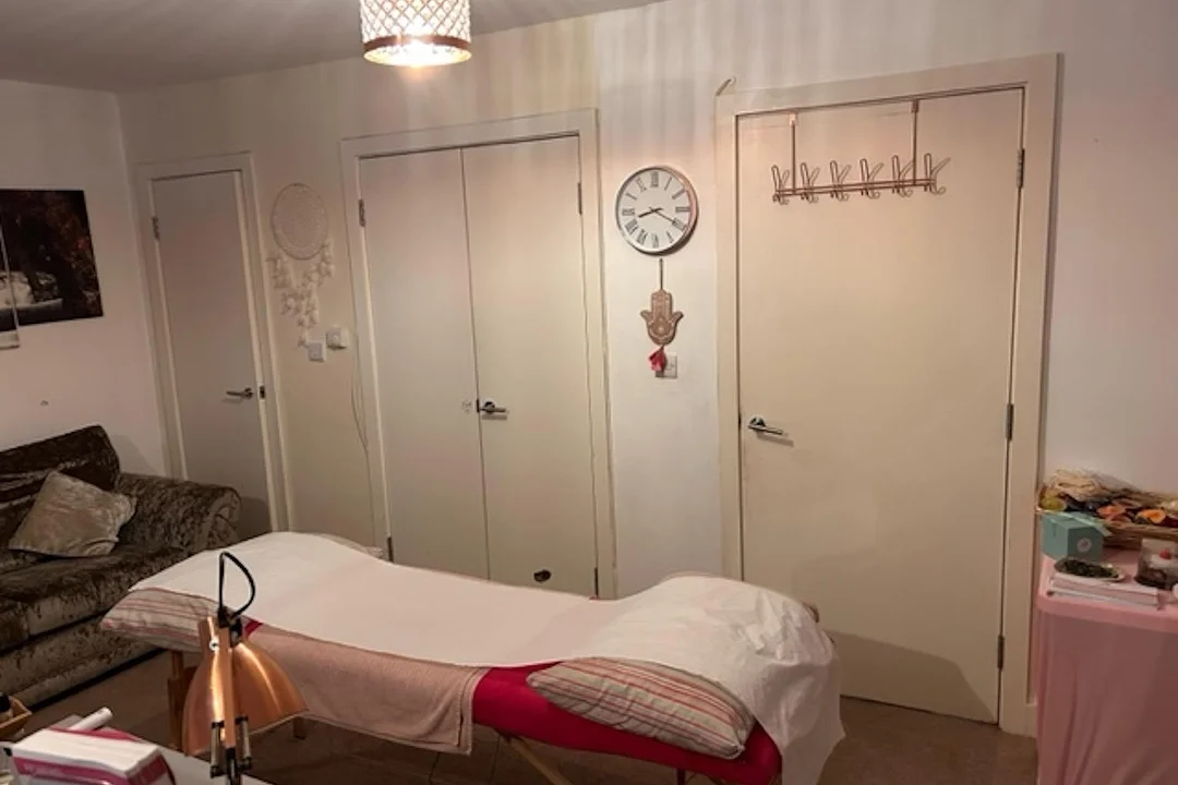 Yasemin K (Yasemin K Therapies And Beauty)